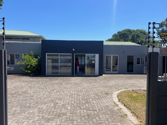 To Let commercial Property for Rent in Walmer Eastern Cape